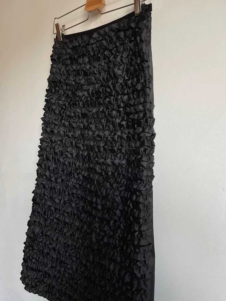 Comme des Garcons Comme des Garcons size M A long skirt with black ruffles a Size 23" - 4 Thumbnail
