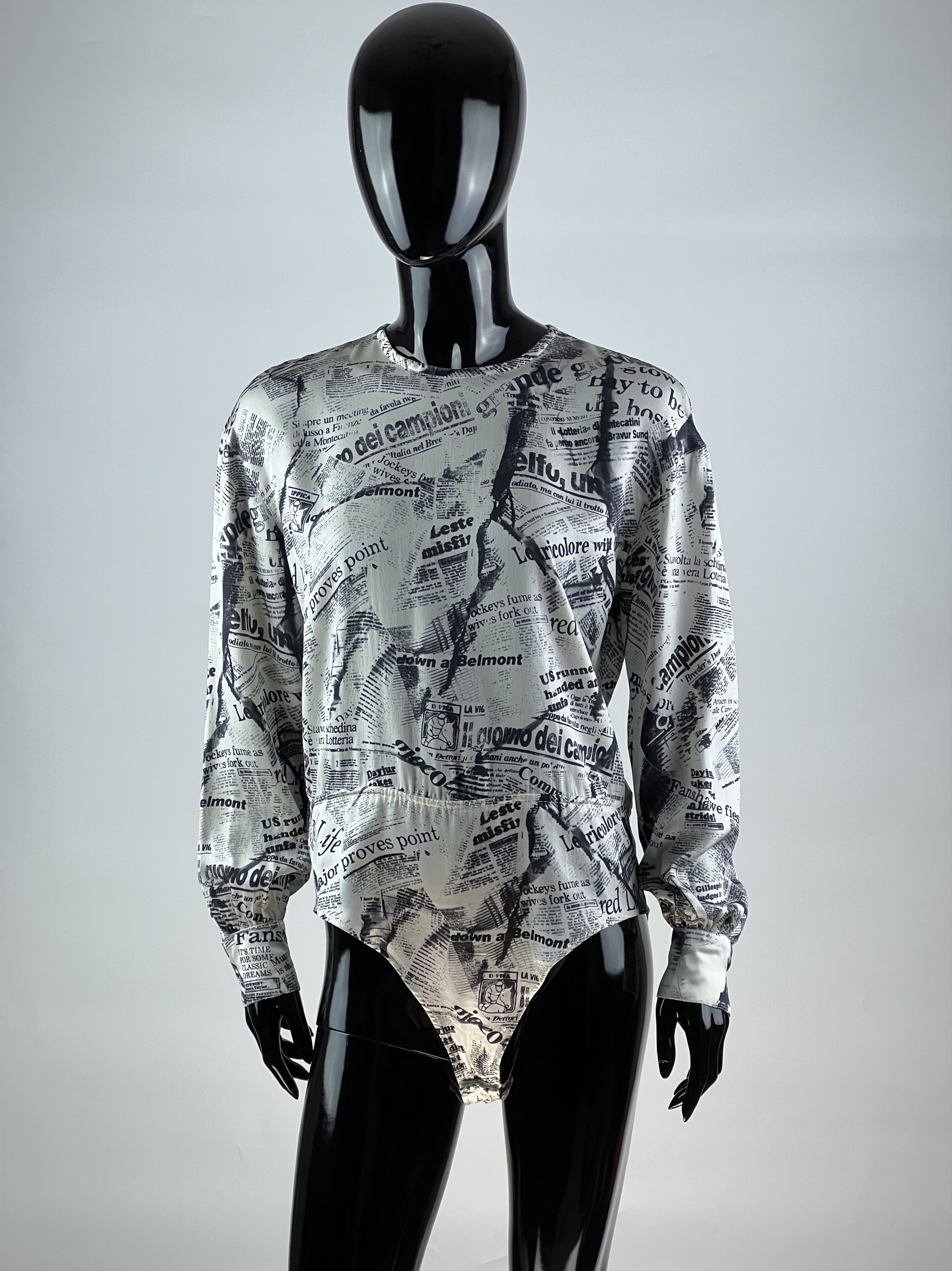 Escada × Vintage Escada by Margaretha Ley Silk Bodysuit Gazette Print Size 34 Size M / US 6-8 / IT 42-44 - 1 Thumbnail