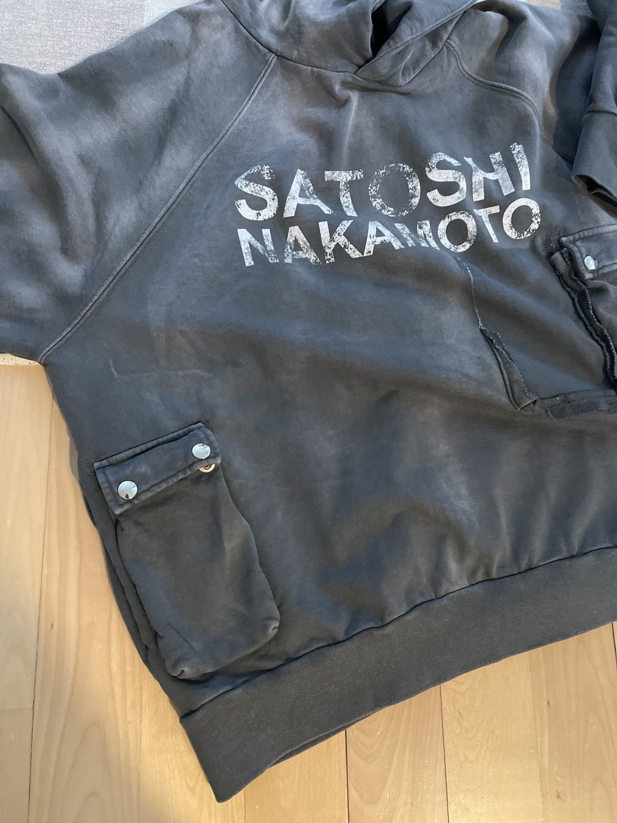 Satoshi Nakamoto New Satoshi nakamoto cargo black hoodie Large Size US L / EU 52-54 / 3 - 4 Thumbnail
