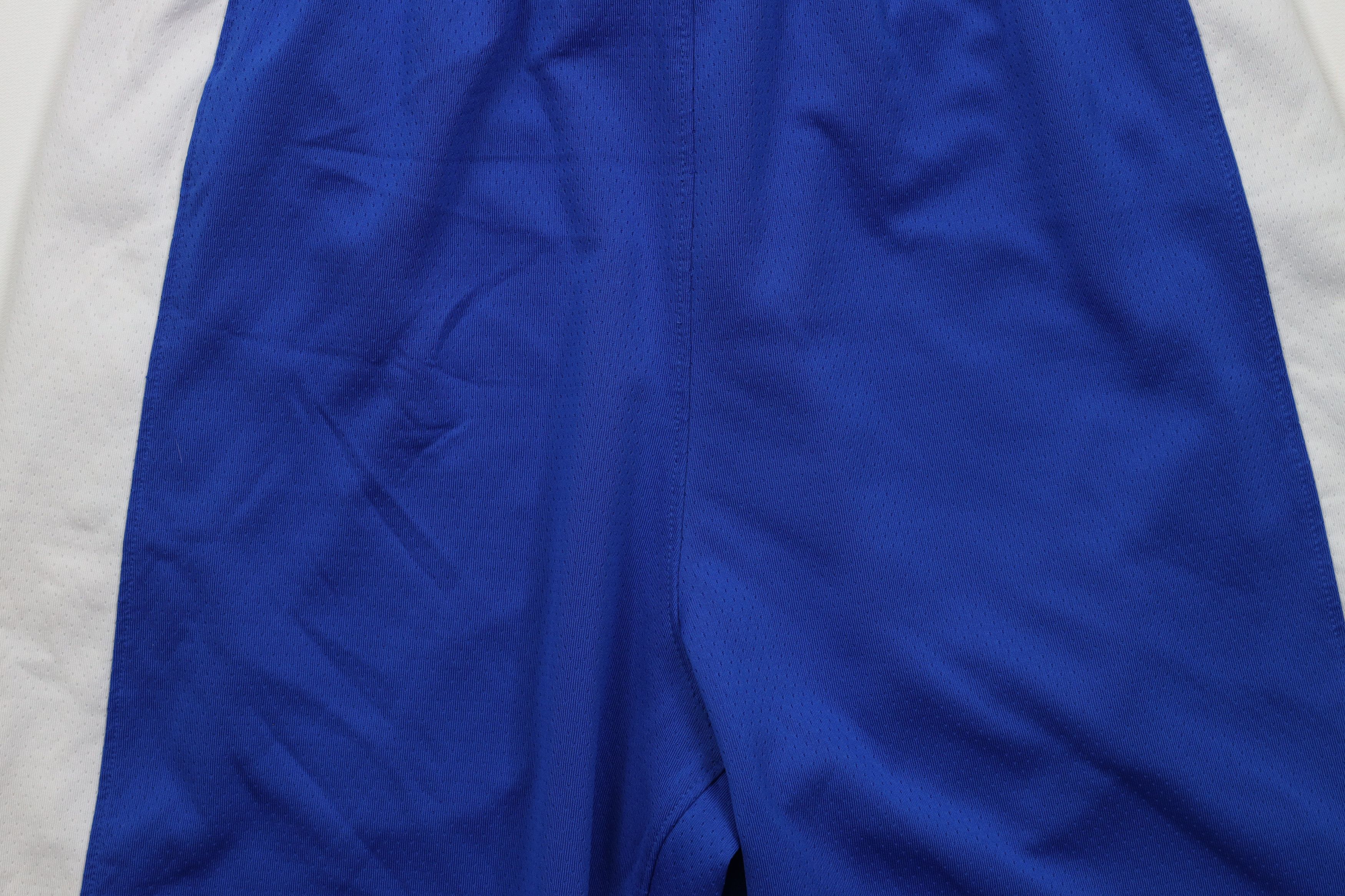 Nike × Vintage Nike Heavyweight University of Kentucky Basketball Shorts Size US 30 / EU 46 - 12 Thumbnail