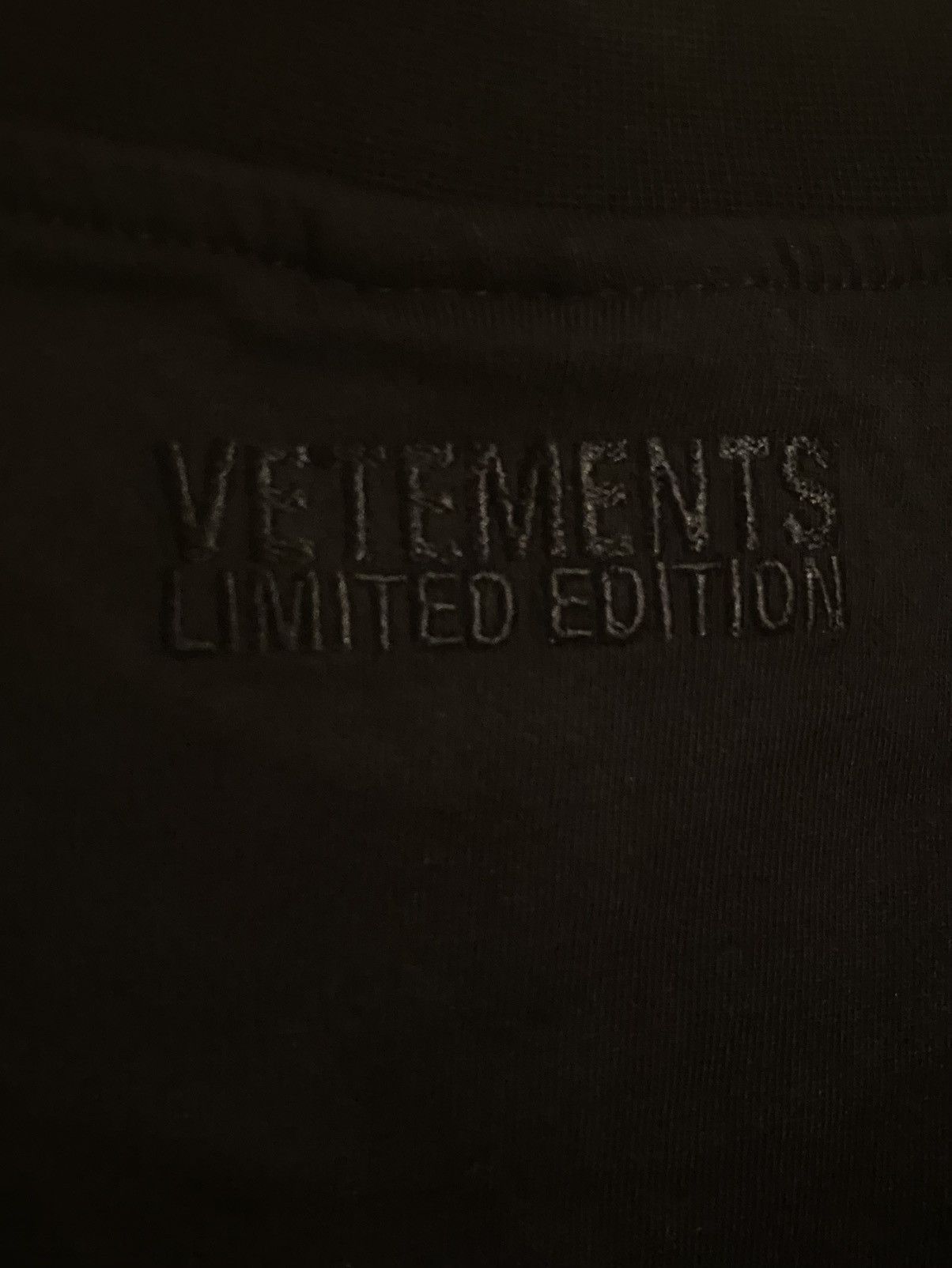 Vetements Vetements 5G Shirt Size US L / EU 52-54 / 3 - 5 Thumbnail