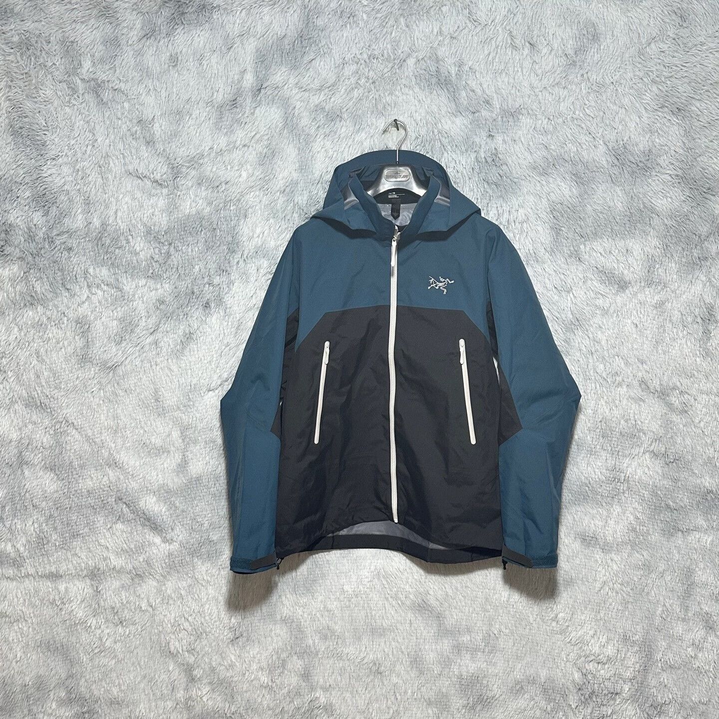 Arc'teryx Arcteryx Beta Ar Jacket XL Hooded Raincoat Size US XL / EU 56 / 4 - 1 Thumbnail