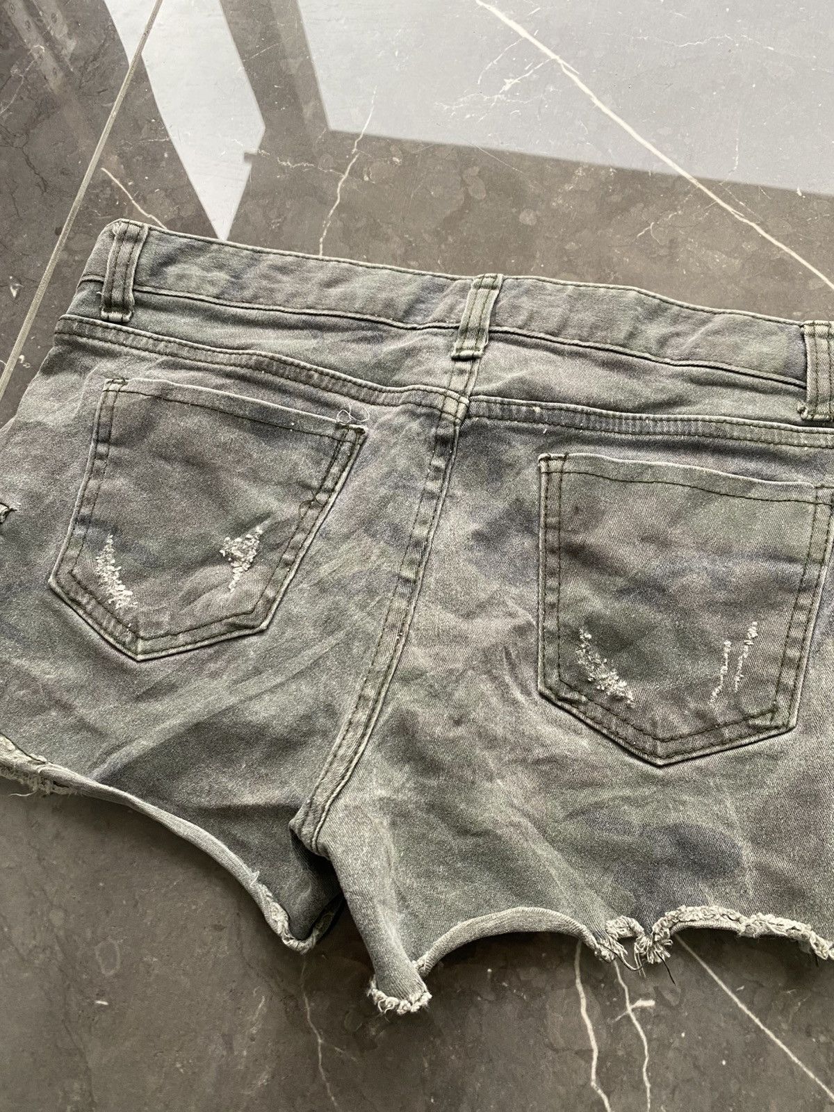 If Six Was Nine × Japanese Brand × Le Grande Bleu (L.G.B.) Japanese Cargos Camo Short Ifsixwasnine Lgb Size 30" / US 8 / IT 44 - 6 Thumbnail