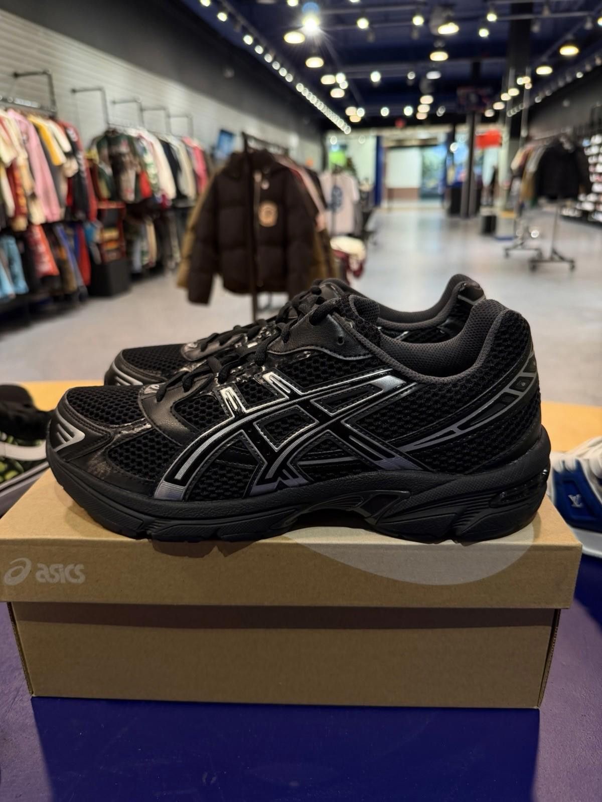 Asics ASICS Gel-1130 Black Pure Silver Men (11.5) 1201A906-001 NEW Size US 11.5 / EU 44-45 - 1 Thumbnail