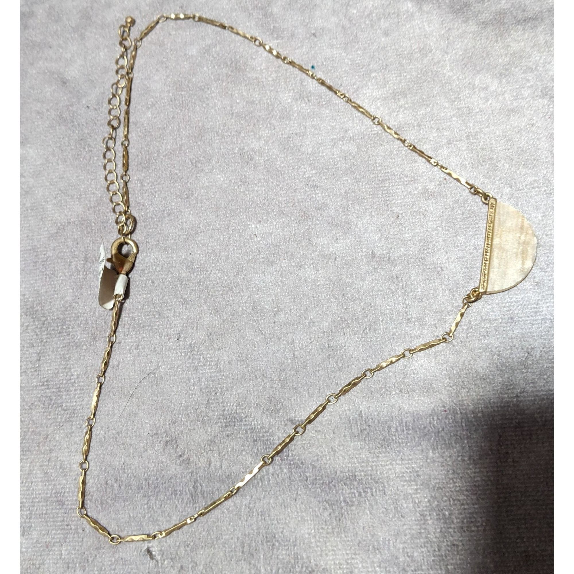 Other Minimalist Gold Shell Pendant Necklace Size ONE SIZE - 7 Thumbnail