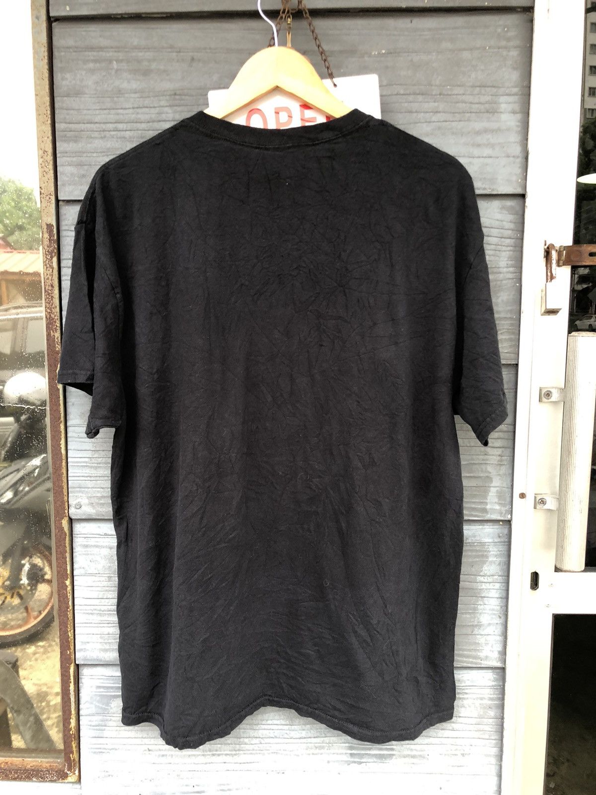 Vintage VINTAGE Y2K MACGYVER VHS MOVIE TEE Size US XL / EU 56 / 4 - 10 Thumbnail