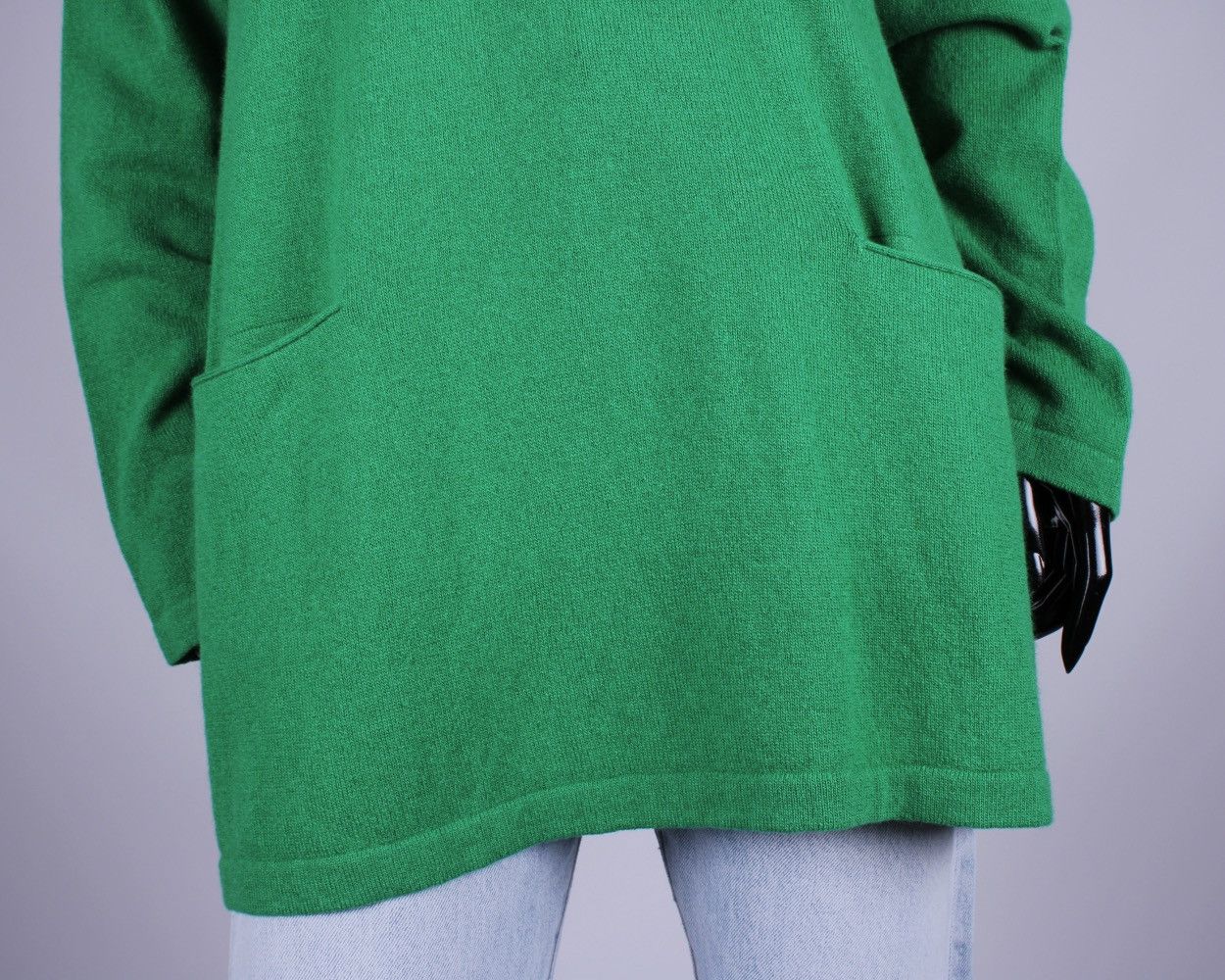 Designer × Iceberg × Vintage Women's ICEBERG Joker Vintage Wool Sweater Size L / US 10 / IT 46 - 4 Thumbnail