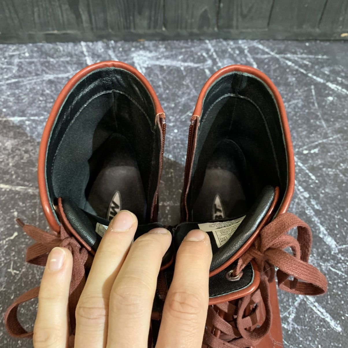 MBT MBT Boston Mid Leather Boots Size 38 EU 7-7.5 US 25.3 cm Size US 8 / IT 38 - 11 Thumbnail