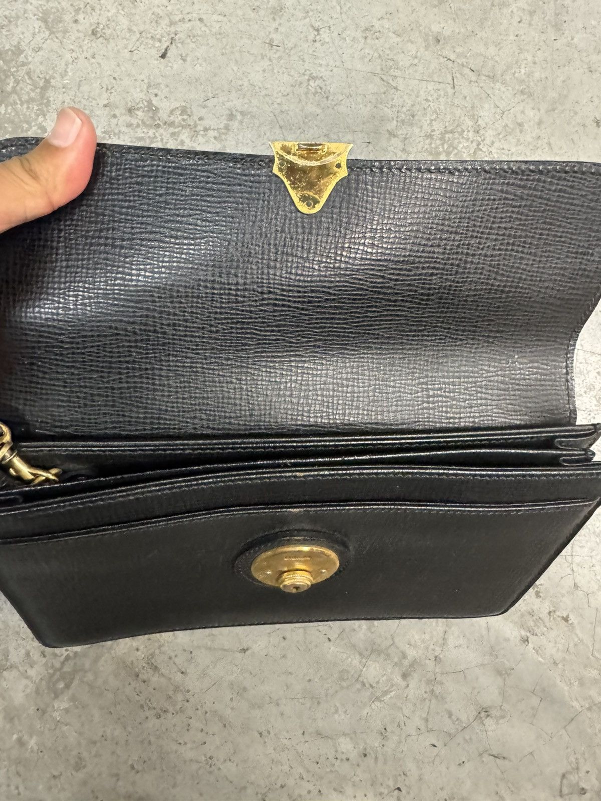 Burberry Authentic Burberrys 90's Black Leather Clutch Bag Size ONE SIZE - 7 Thumbnail