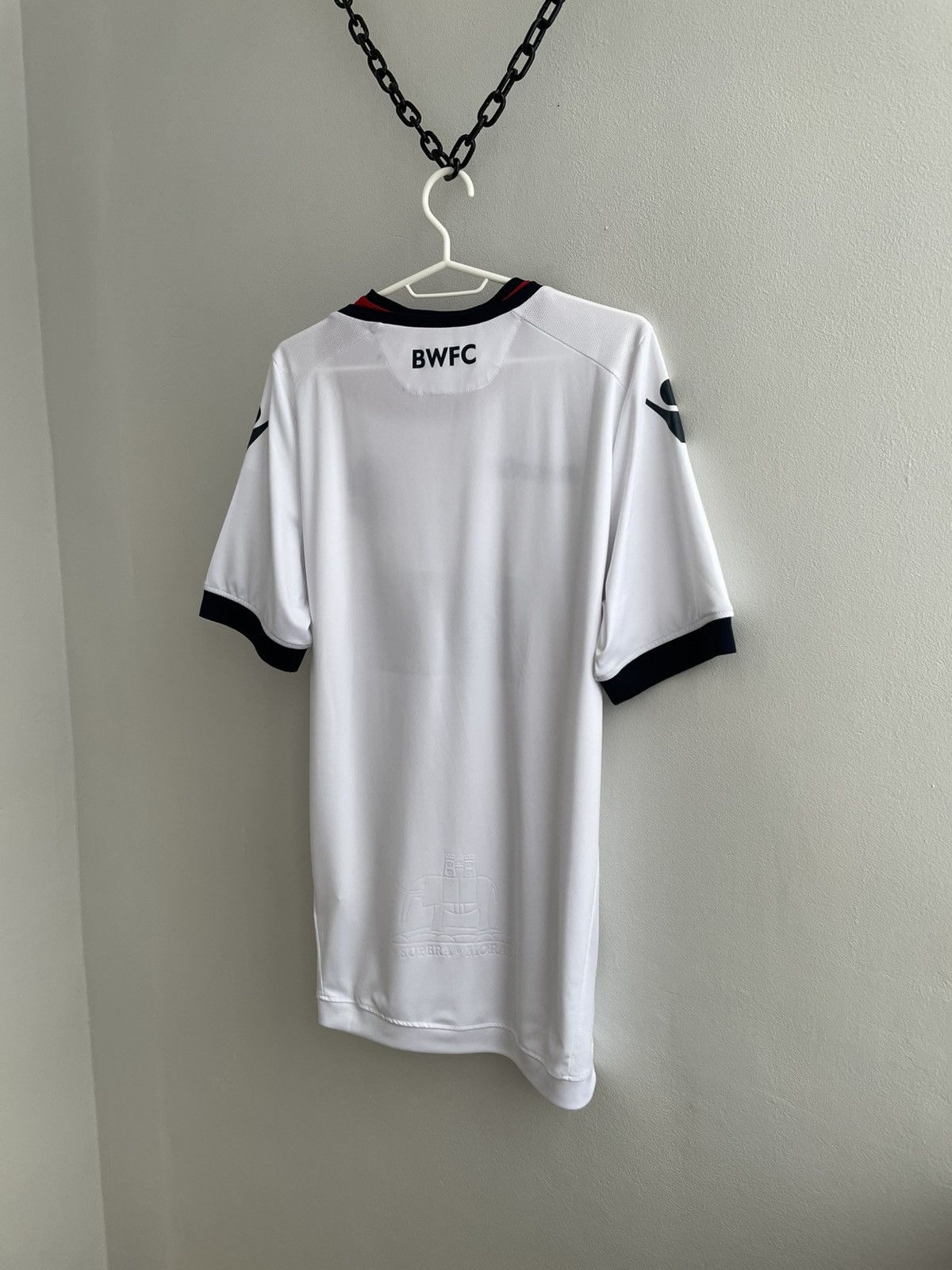 Macron Bolton 2015 2016 Home Football Shirt Soccer Jersey Macron Size US L / EU 52-54 / 3 - 16 Thumbnail