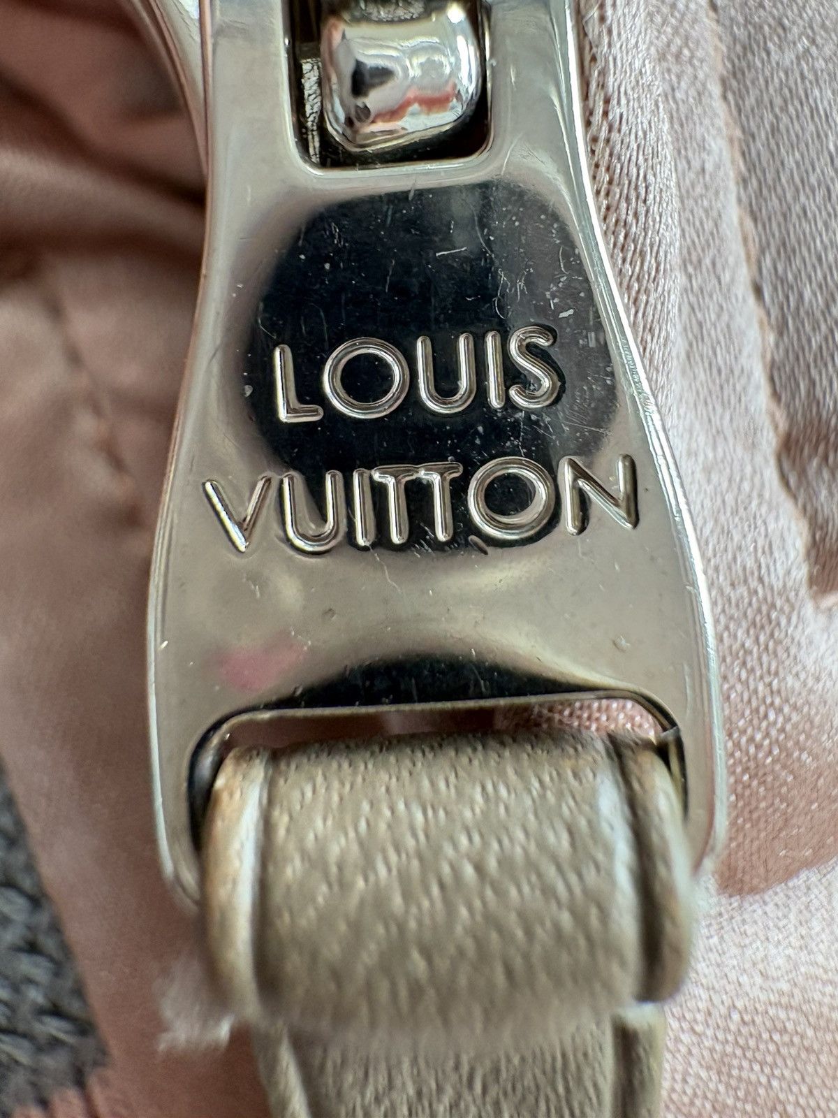 Louis Vuitton Louis Vuitton SS16 Embroidered Souvenir Satin Jacket Size US S / EU 44-46 / 1 - 10 Thumbnail