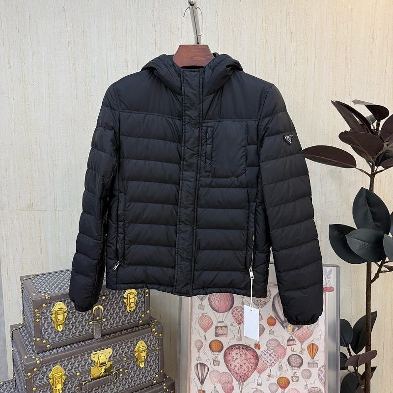Prada Prada Logo Hooded Puffer Jacket Size S Size US S / EU 44-46 / 1 - 1 Thumbnail