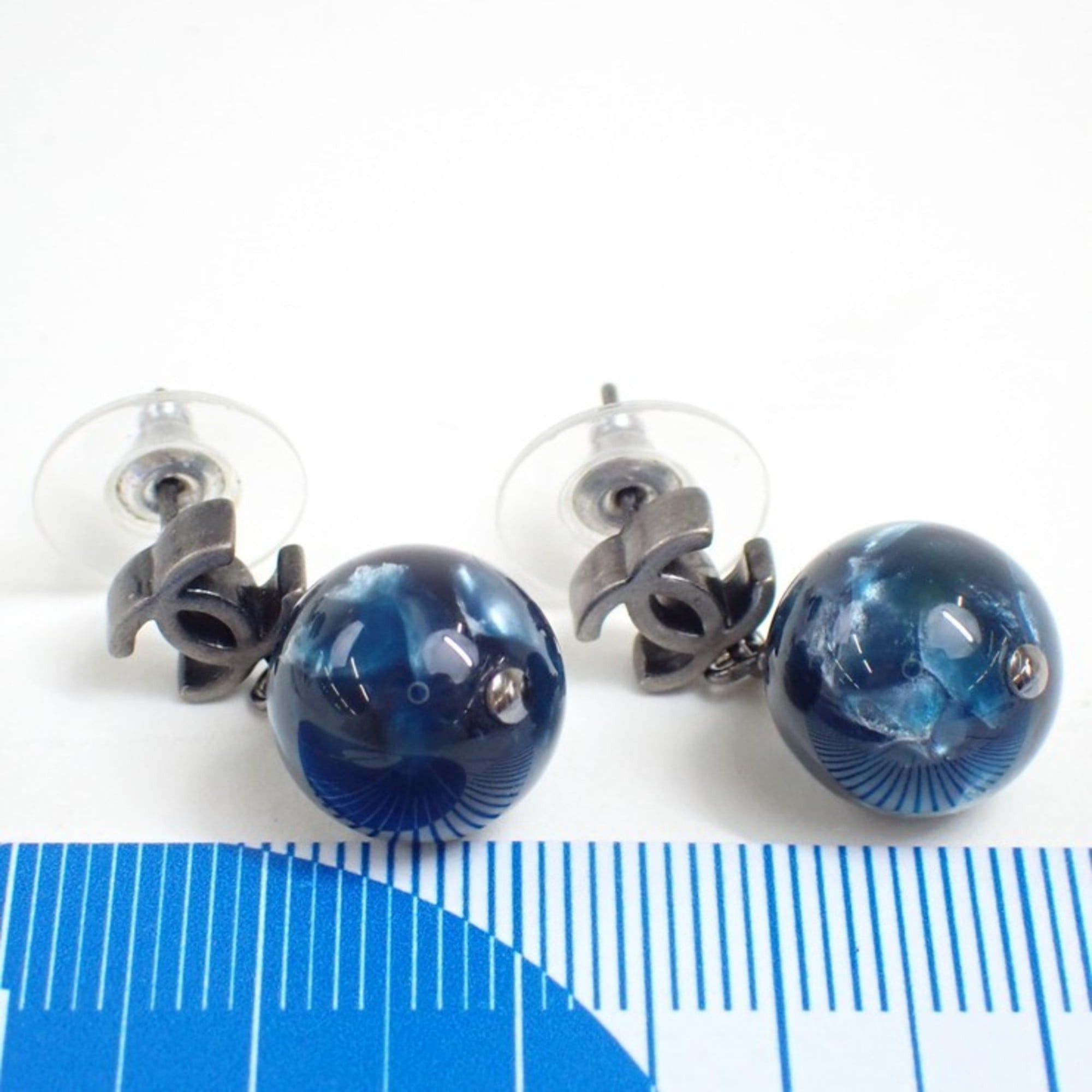 Chanel CHANEL earrings, Coco Mark ball navy silver resin metal, marble pattern, for women. Size ONE SIZE - 1 Thumbnail