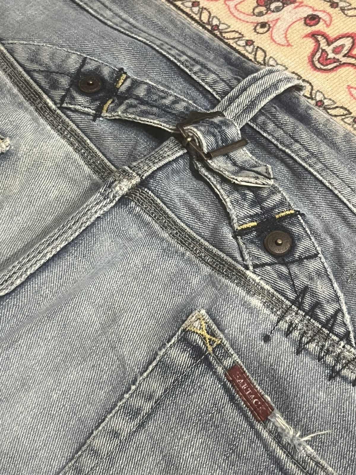 Le Grande Bleu (L.G.B.) Japanese Brand Bartack Cinch Back Whisker Blue Washed Jeans Size US 34 / EU 50 - 8 Thumbnail