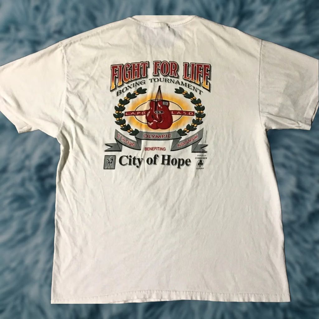 Vintage VINTAGE Fight For Life LAPD VS LASD Boxing Shirt XL White Police Cop Grunge 90s 80s USA California Mens Graphic Tee Size US XL / EU 56 / 4 - 1 Thumbnail
