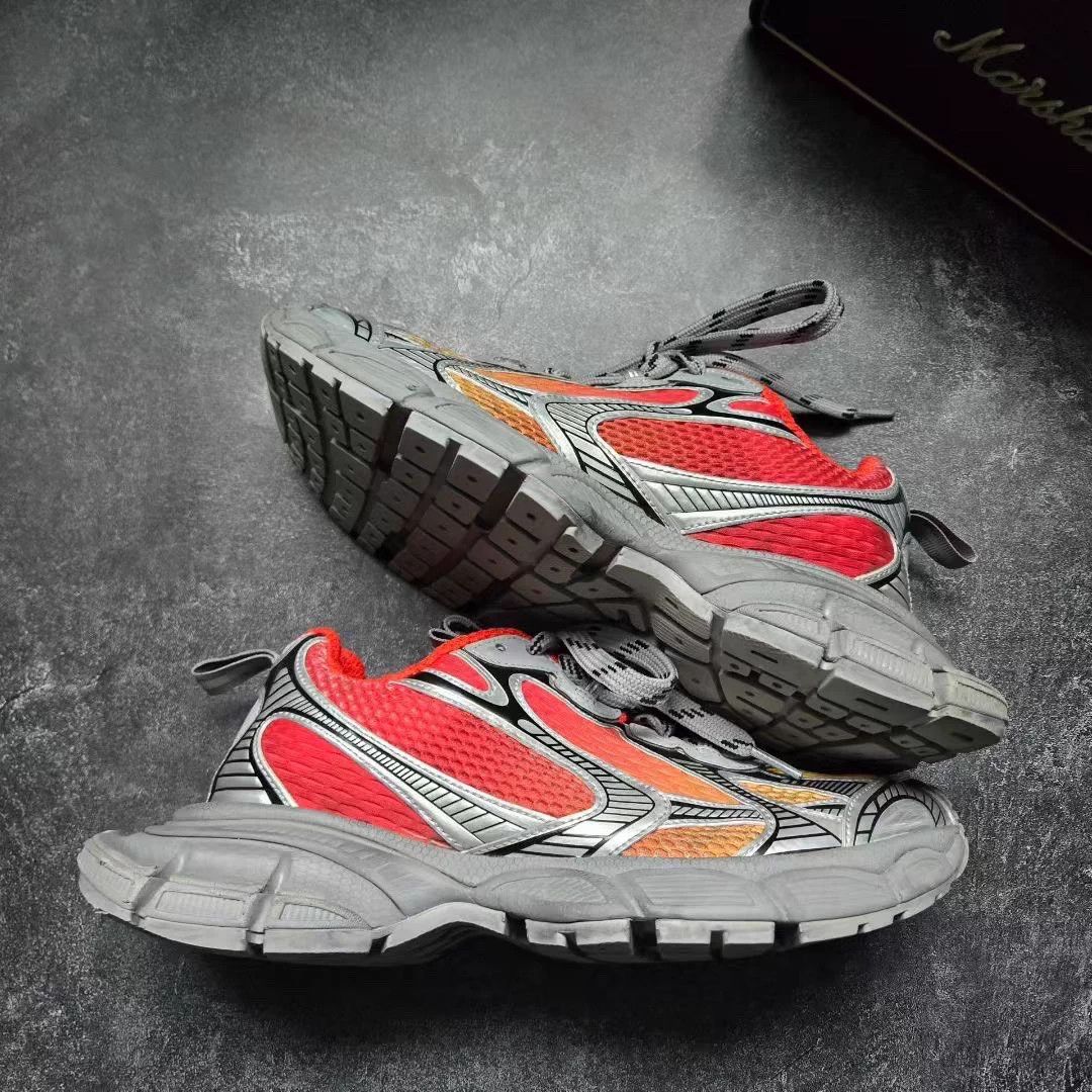 Balenciaga BALENCIAGA 3XL gradient gray red 40 Size US 11 / EU 44 - 8 Thumbnail
