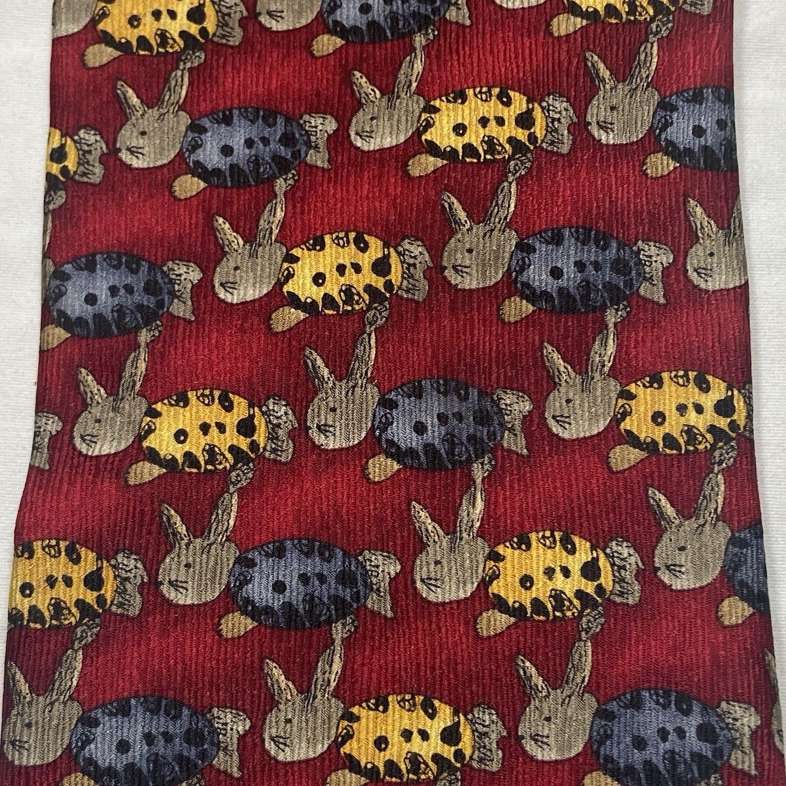 Jos. A. Bank Jos A Bank Silk Tie Miracle Collection Rabbits on Red Size ONE SIZE - 2 Thumbnail