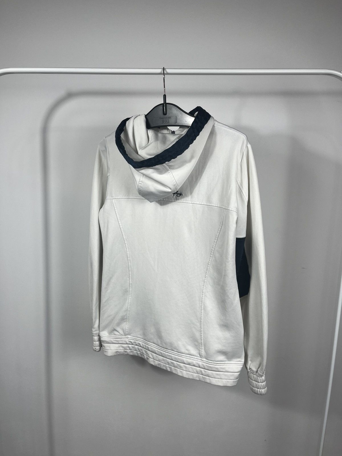 Oakley Oakley white zip-up hoodie jacket with pockets size S/ Size US S / EU 44-46 / 1 - 10 Thumbnail