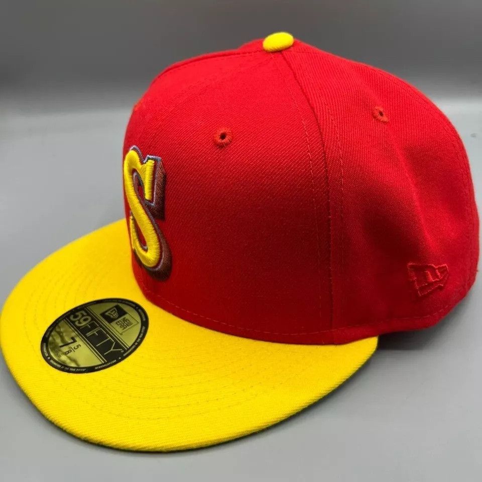 New Era Seattle Mariners Hat Men 7 5/8 Red Superman Fitted Cap Size ONE SIZE - 3 Thumbnail