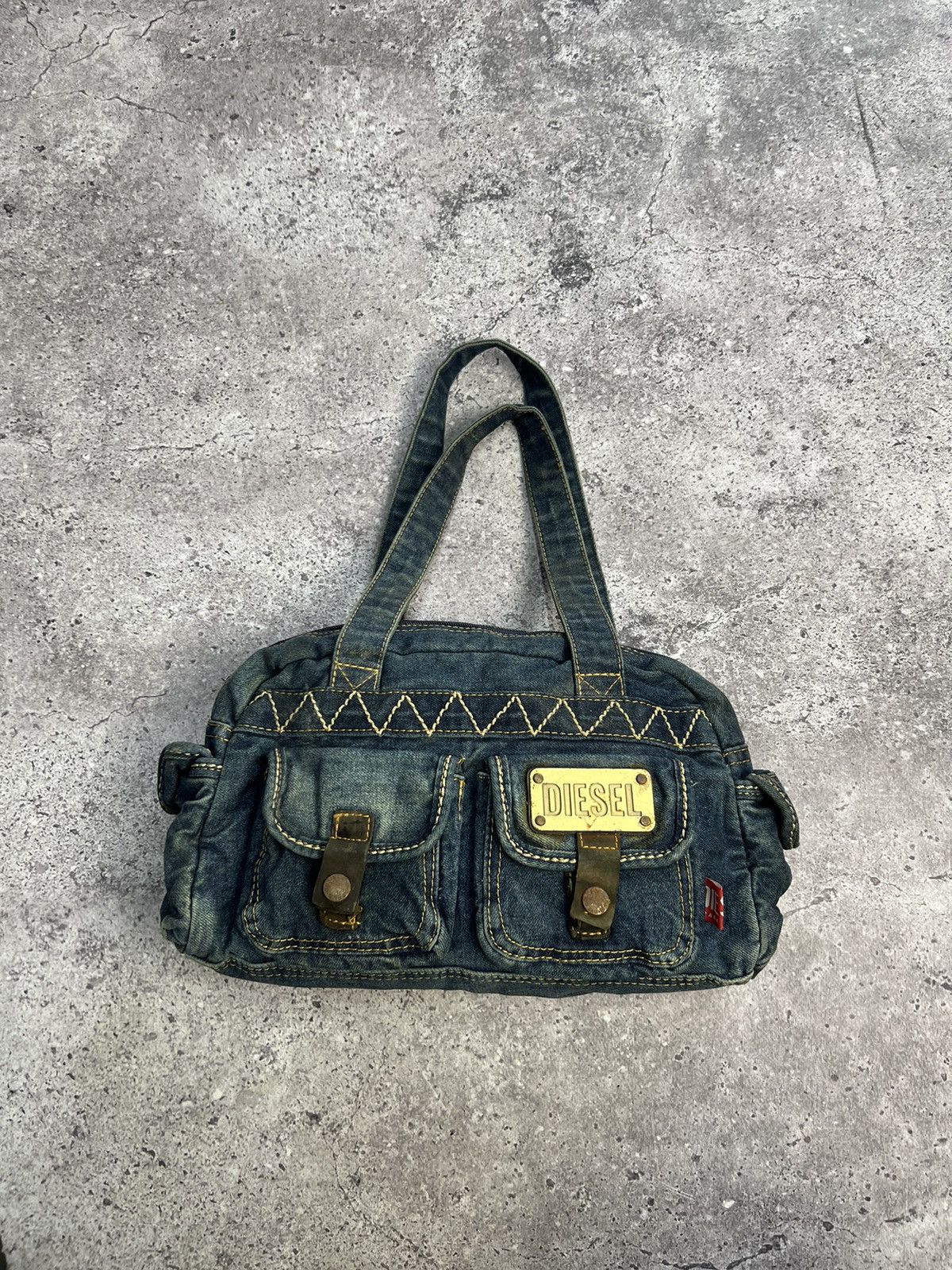 Diesel Diesel sling bag Vintage Y2K multi pocket bag military 90s