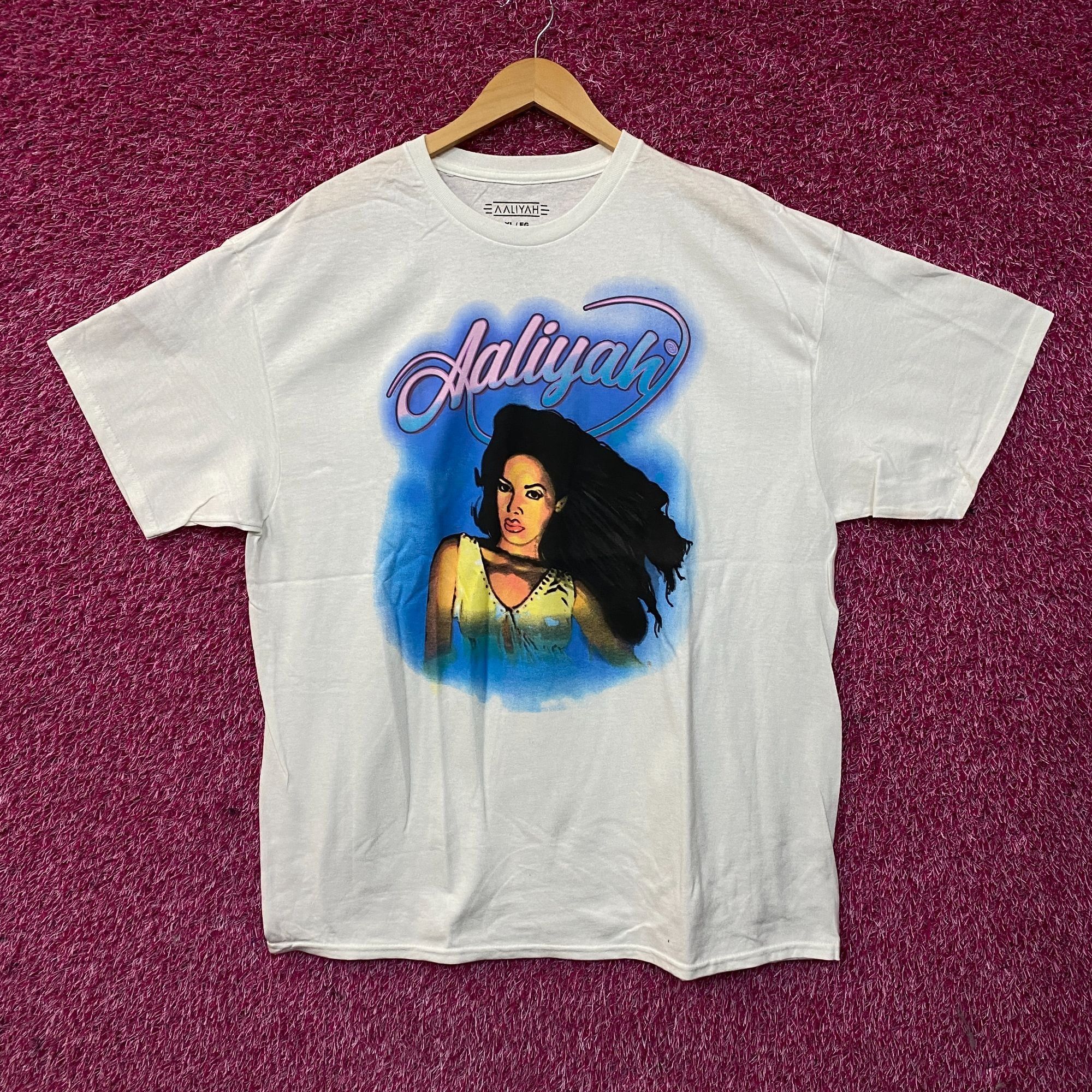 Other Aaliyah Airbrush Queen of Urban Pop Graphic T-Shirt XL Size US XL / EU 56 / 4 - 1 Thumbnail