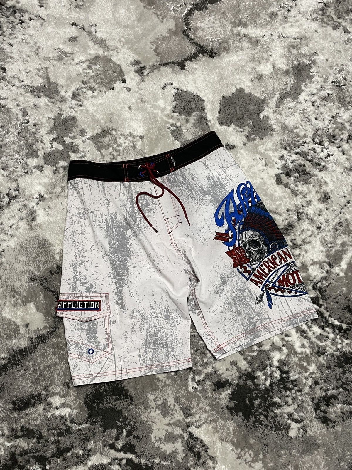 Affliction × Japanese Brand Rare Affliction Skull Y2K Shorts Boardshorts Size US 32 / EU 48 - 1 Thumbnail