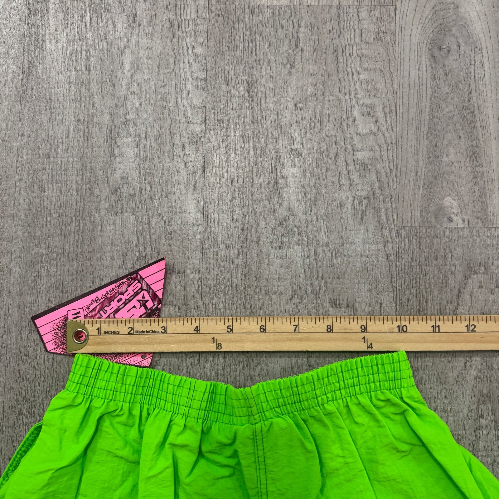 Vintage NEW Vintage USA Sport Surf Shorts Mens Small Green 80s Size US 26 / EU 42 - 8 Thumbnail