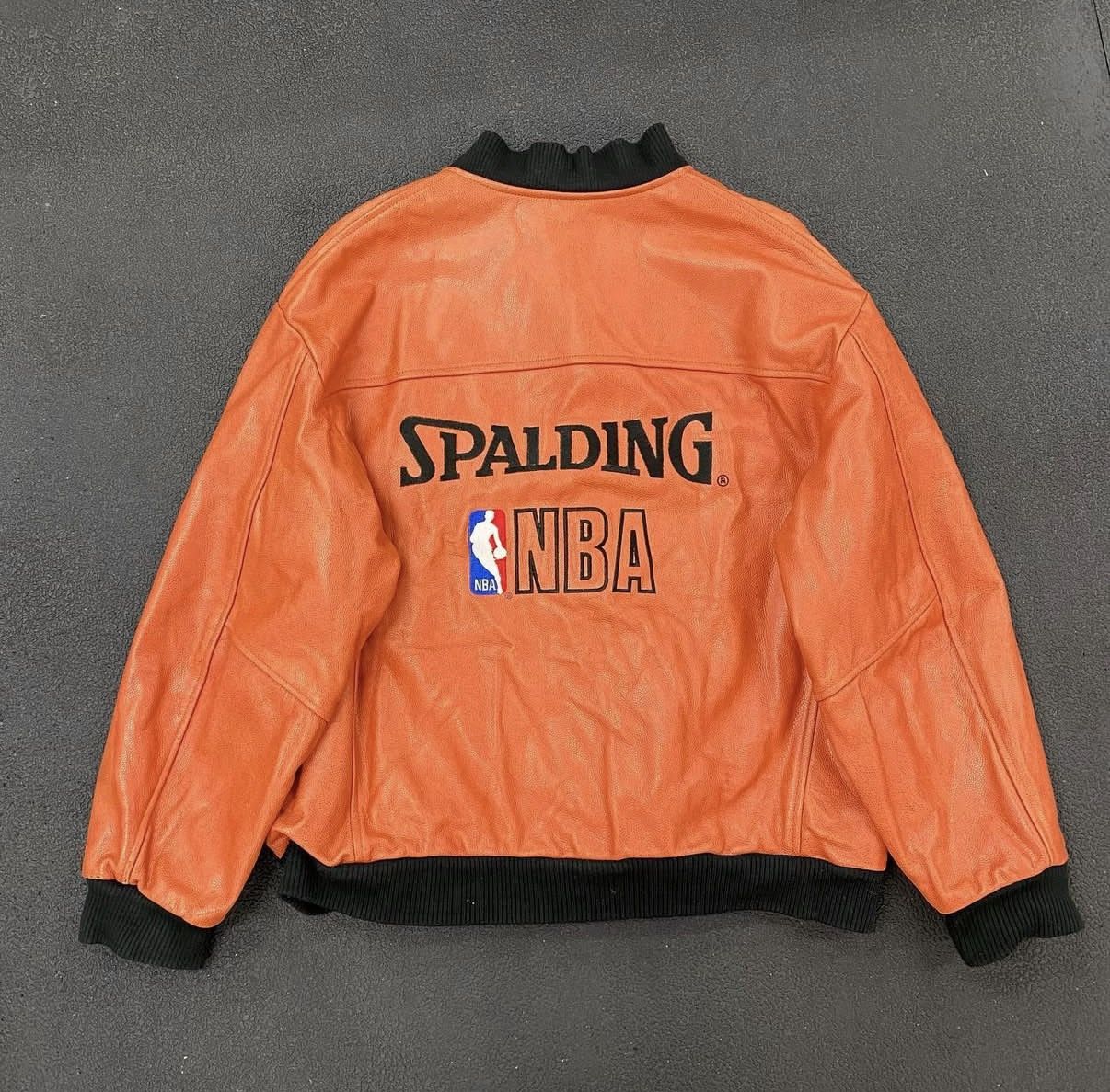 Spalding Vintage 90s Spalding NBA Basketball Leather Jacket 1 of 1 XL Size US XL / EU 56 / 4 - 1 Thumbnail