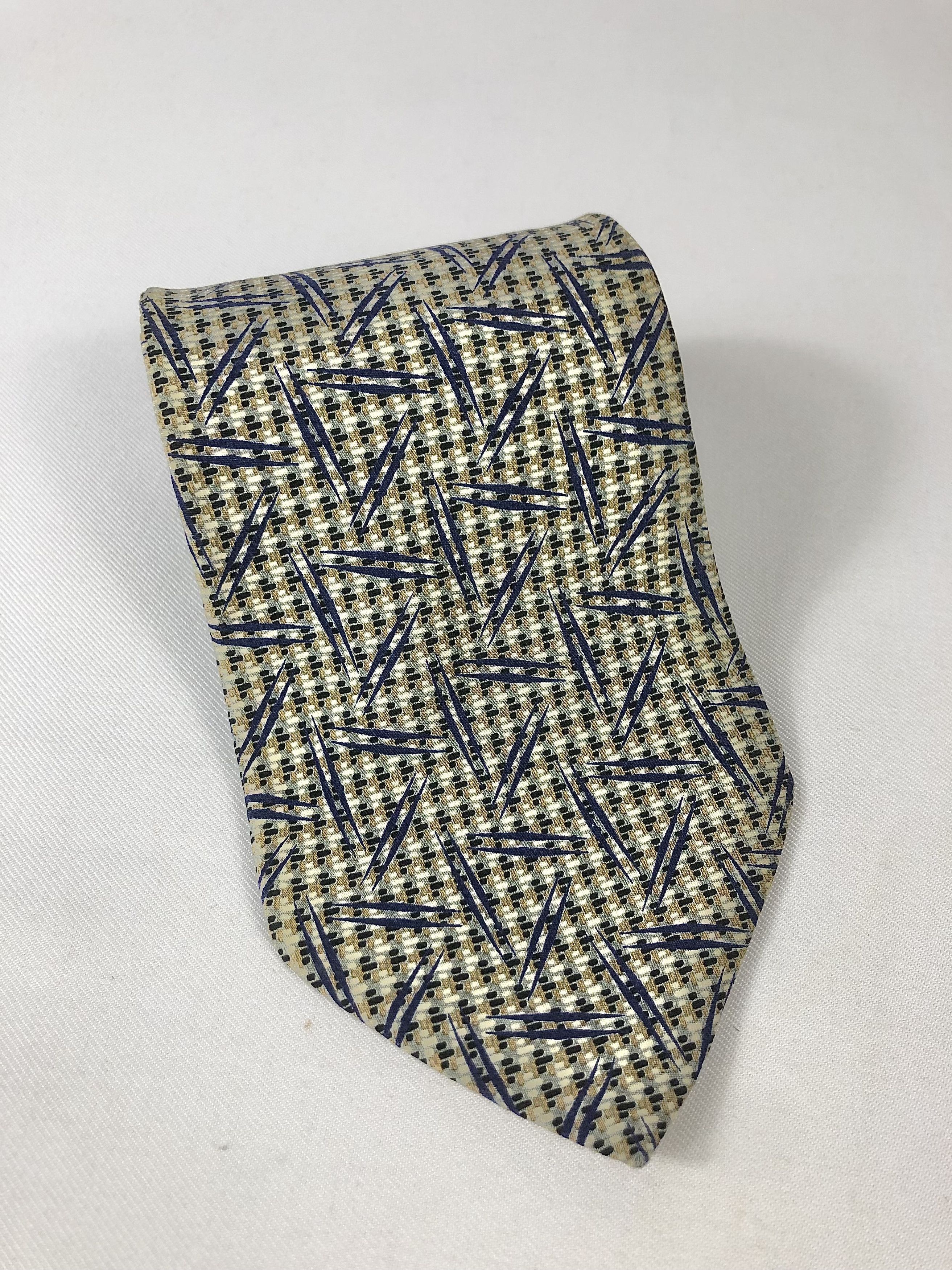 Missoni Rare Vintage Missoni Abstract Silk Tie Made in Japan Size ONE SIZE - 1 Thumbnail