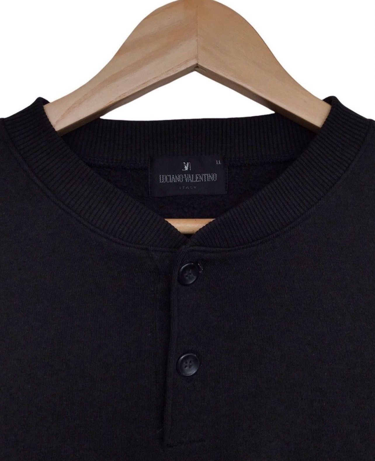 Valentino Vintage Luciano Valentino Spellout Embroidered Sweatshirt Size US L / EU 52-54 / 3 - 5 Thumbnail