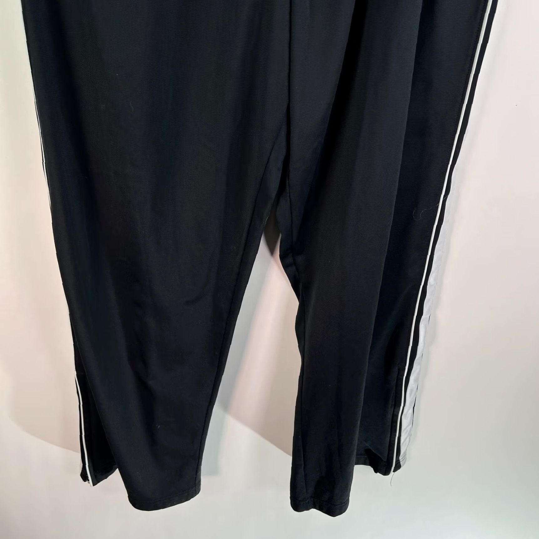 Nike Nike Basketball Striped Warmup Pants Mens XL Black 34x32 Pockets Athletic Casual Nike Training Size US 36 / EU 52 - 3 Thumbnail