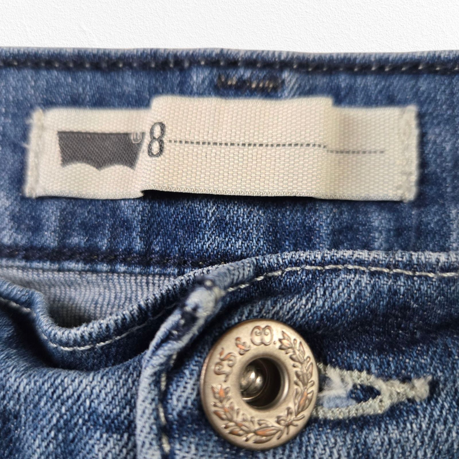 Levi's Levi's 517 Medium Wash Mid Rise Cropped Capri Jeans Size 8 Size 30" / US 8 / IT 44 - 4 Thumbnail