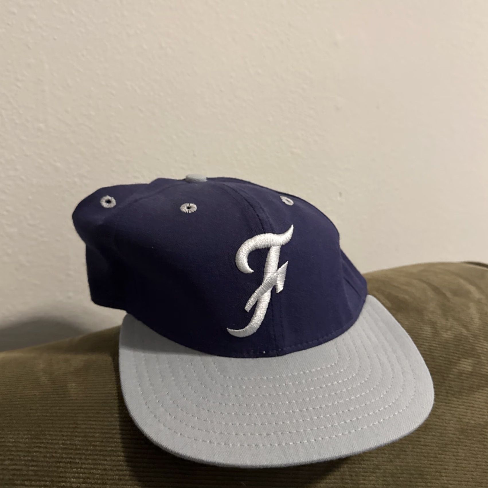 New Era VINTAGE 90s New Era Baseball Hat Fletcher High School Senators Pro Model 7 1/8 Purple Men Hats Size ONE SIZE - 3 Thumbnail