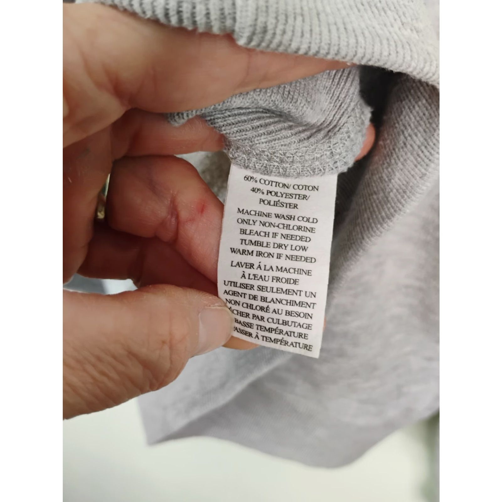 Vintage VINTAGE DC Premium Label Embroidered Logo Hoodie Sweatshirt Large Gray Mens L Size US L / EU 52-54 / 3 - 8 Thumbnail