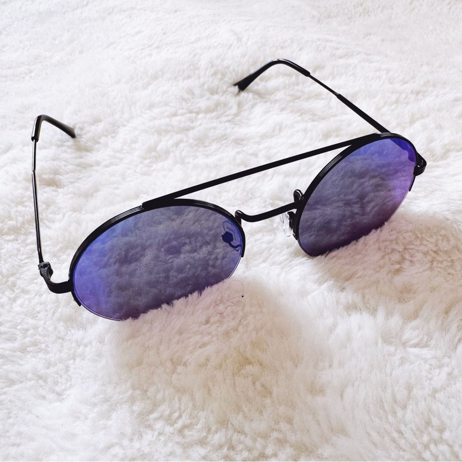 Other Carly Mirrored Blue & Green Chic Round Sunglasses Size ONE SIZE - 5 Thumbnail