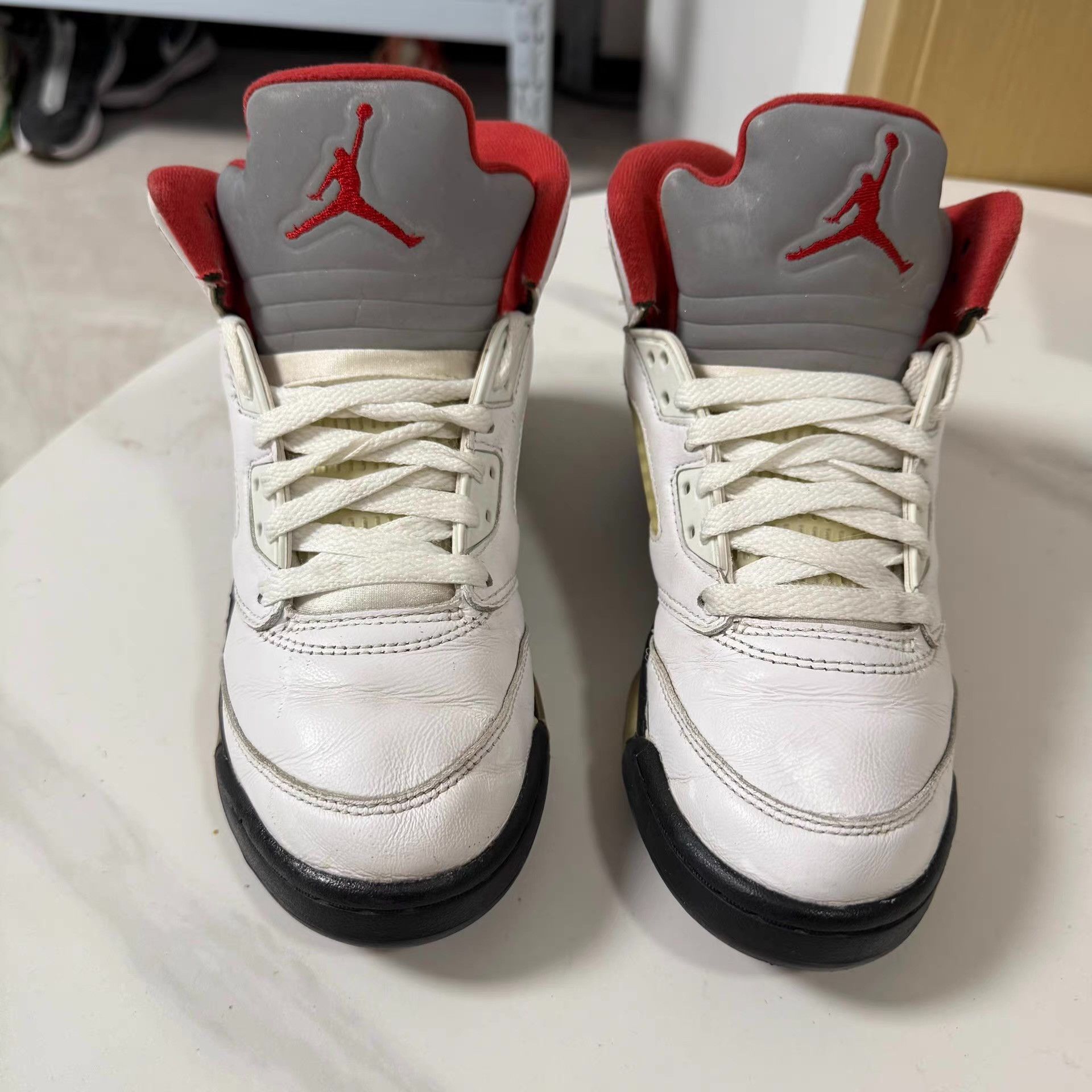 Nike Air Jordan 5 Retro Raging Bull Red, vintage, breathable Q10 Size US 5 / EU 37 - 2 Thumbnail