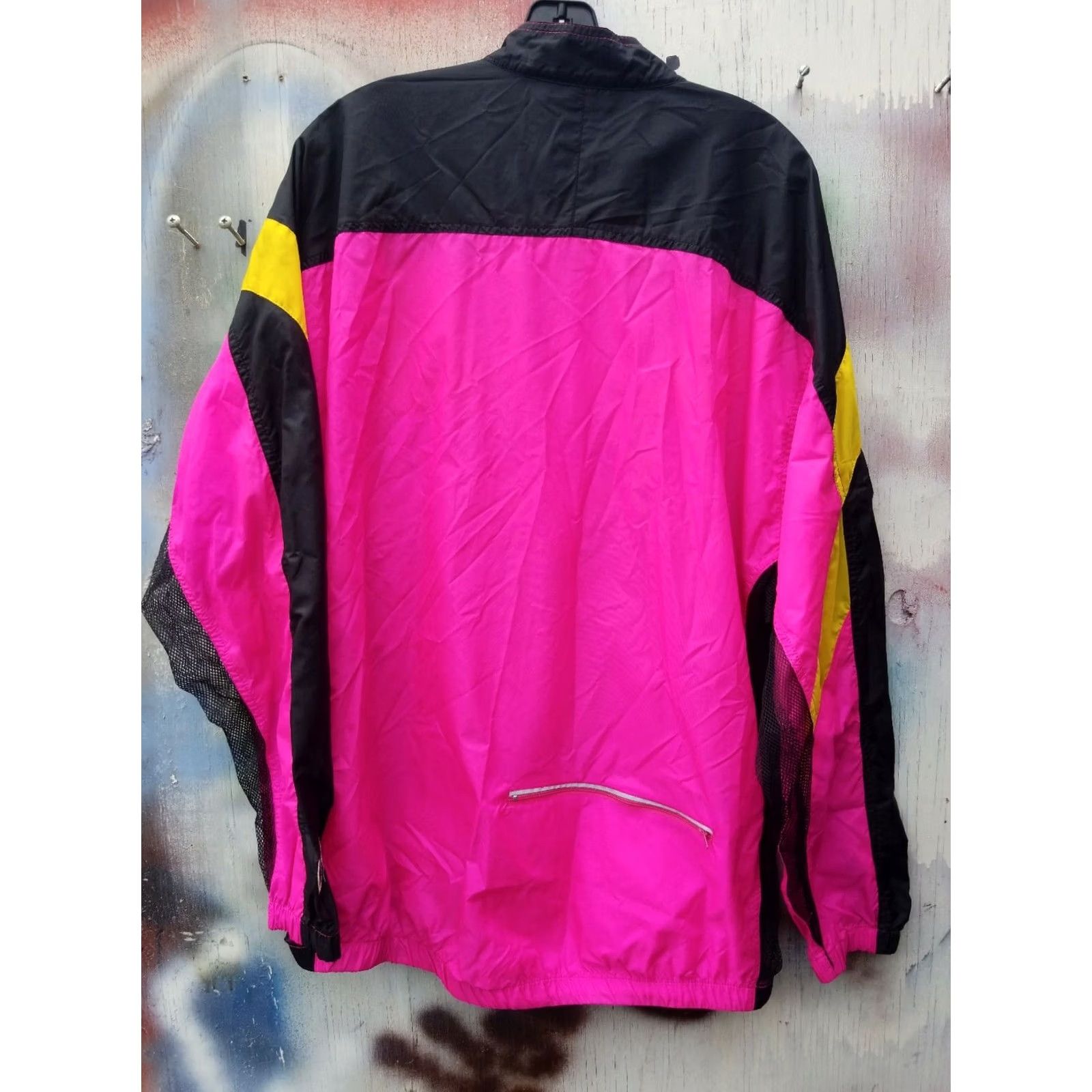 Nike VINTAGE Nike Echelon Windbreaker Cycling Jacket Sz XL Pink Yellow Black 90s Windstopper Nylon Men Size US XL / EU 56 / 4 - 4 Thumbnail