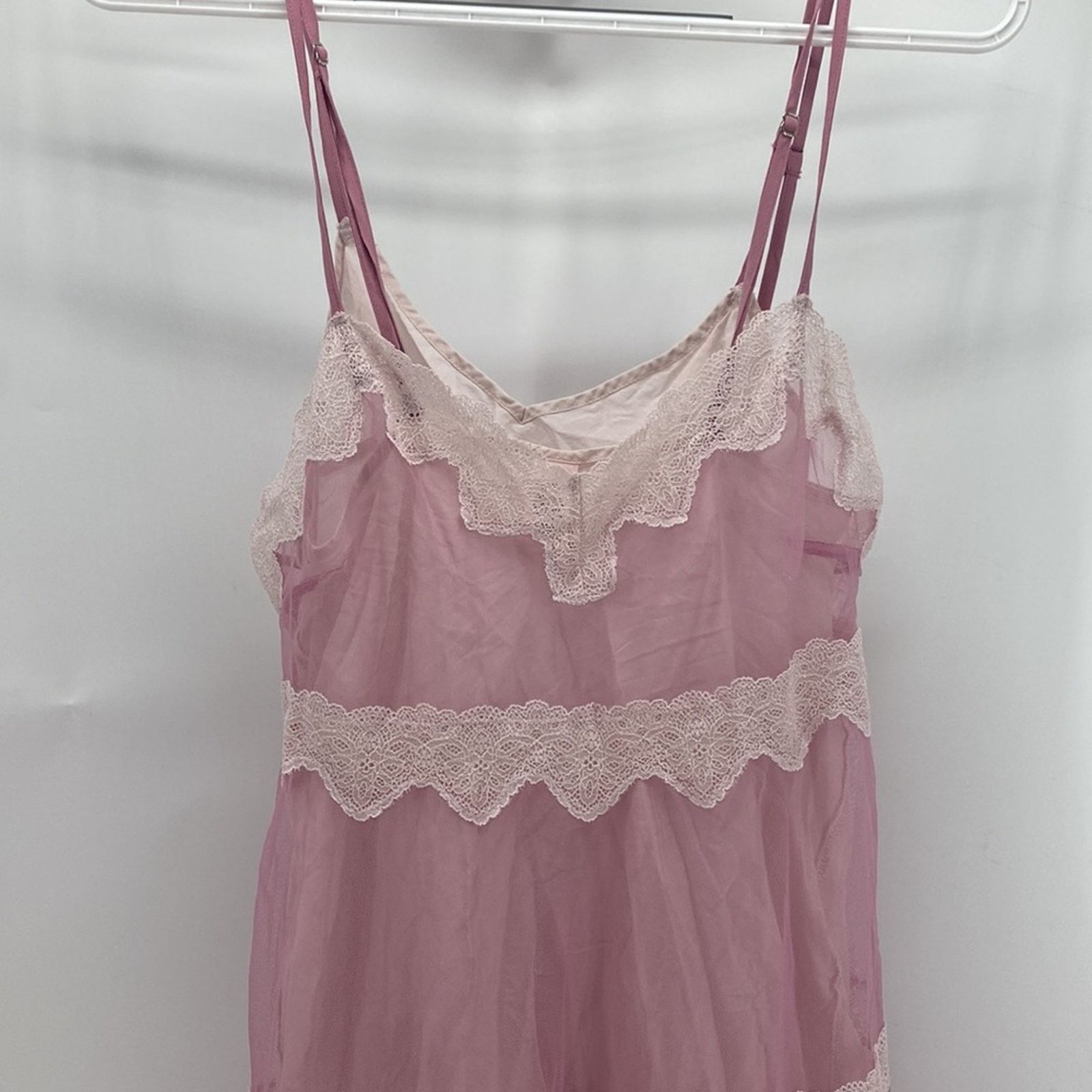 Victoria's Secret Victoria’s Secret laced pink adjustable straps lined nighty Size ONE SIZE - 3 Thumbnail
