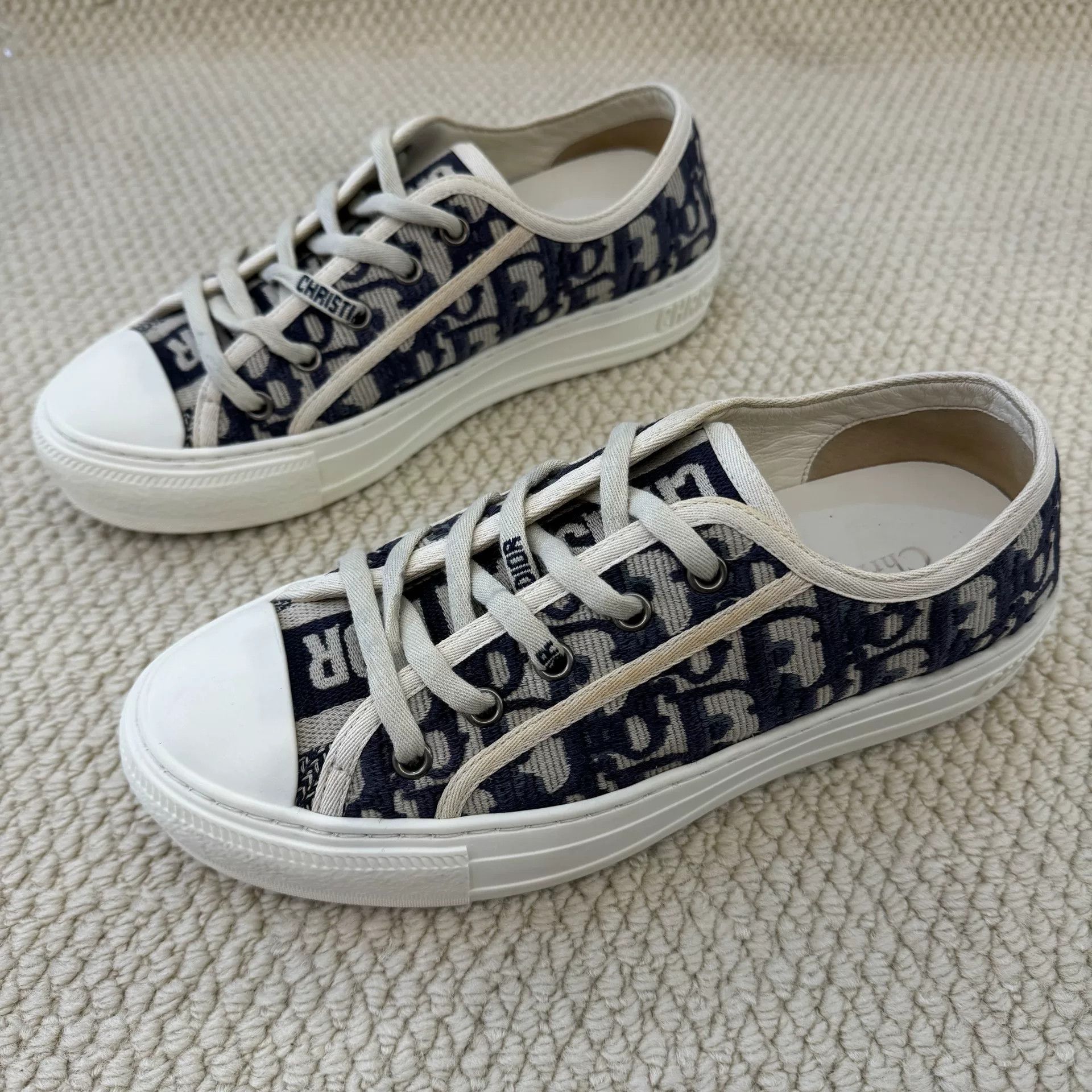 Dior Dior Retro Embroidered Blue Lowtop Sneakers us_6 Women Size US 6 / IT 36 - 1 Thumbnail