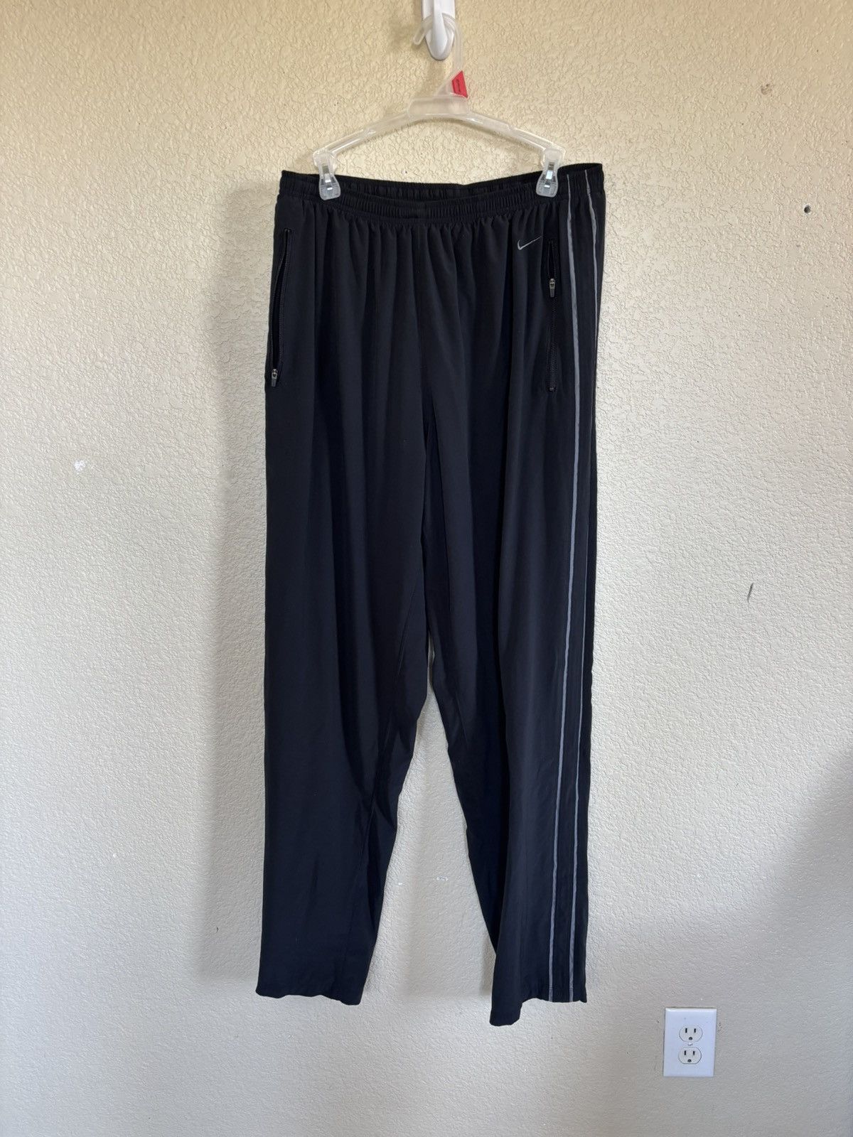 Nike Vintage Black Nike Striped Sweatpants Size US 36 / EU 52 - 1 Thumbnail