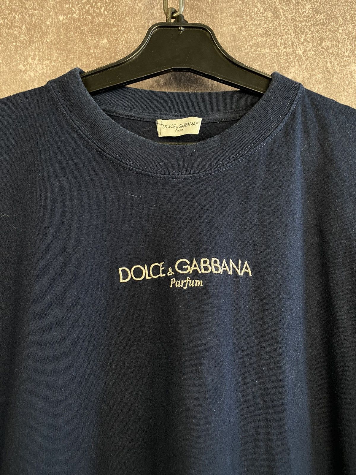 Designer × Dolce & Gabbana Dolce & Gabbana Parfum T-Shirt x Vintage Size US XL / EU 56 / 4 - 3 Thumbnail