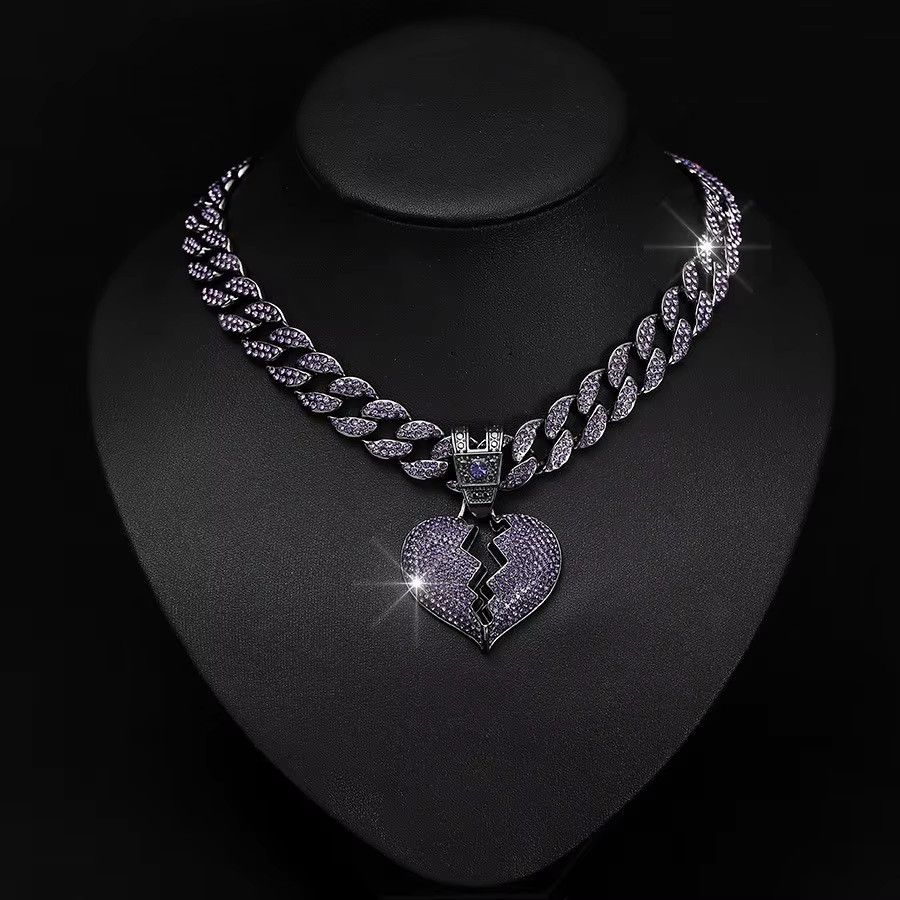 Jewelry Hip Hop Gold Plated Iced out Crystal Broken Heart Necklace Size ONE SIZE - 1 Thumbnail