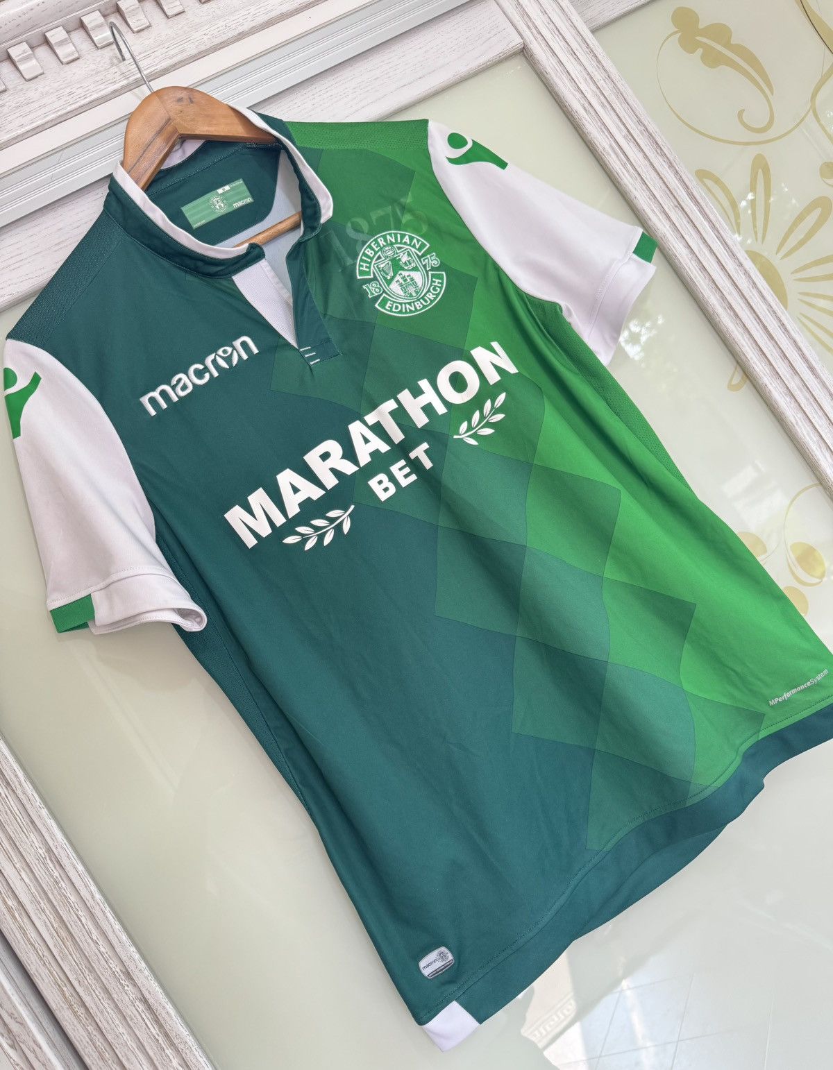 Macron Hibernian Edinburgh 2018-2019 Home Soccer Jersey Kit Shirt Size US M / EU 48-50 / 2 - 4 Thumbnail