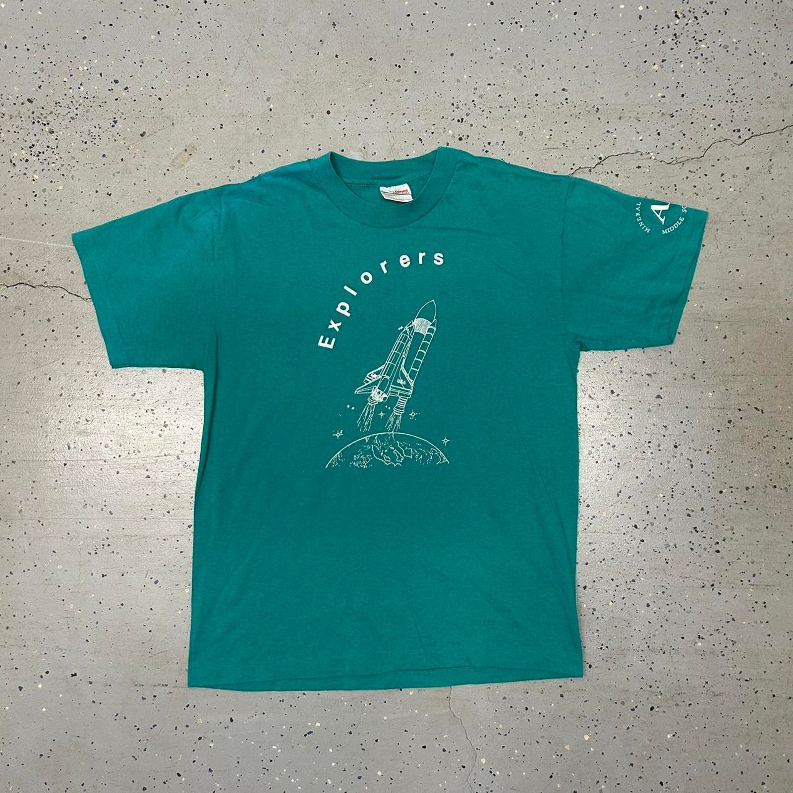Hanes VTG 90s explorers Space tee Size US M / EU 48-50 / 2 - 1 Thumbnail