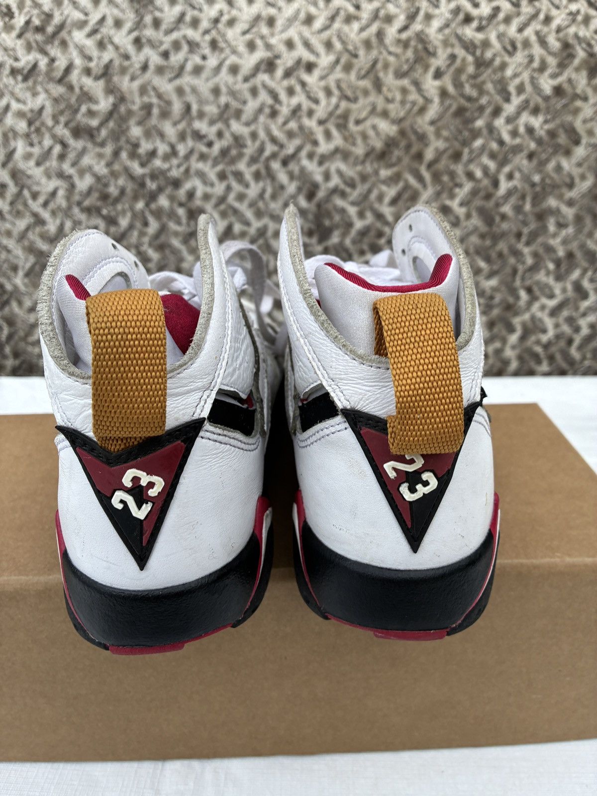 Jordan Brand Size 5.5Y Air Jordan 7 Retro White/Cardinal GS DQ6040-106 Size US 5.5 / EU 38 - 3 Thumbnail