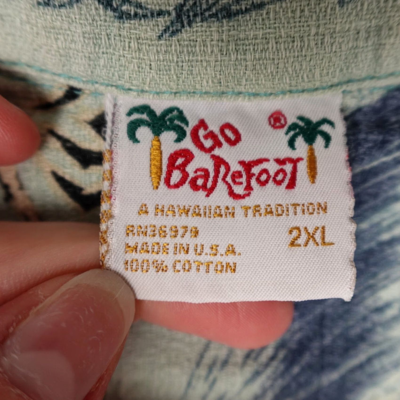 Vivobarefoot VINTAGE Go Barefoot Hawaiian Shirt Mens 2XL Blue Surfing All Over Print USA Made Size US XXL / EU 58 / 5 - 2 Thumbnail