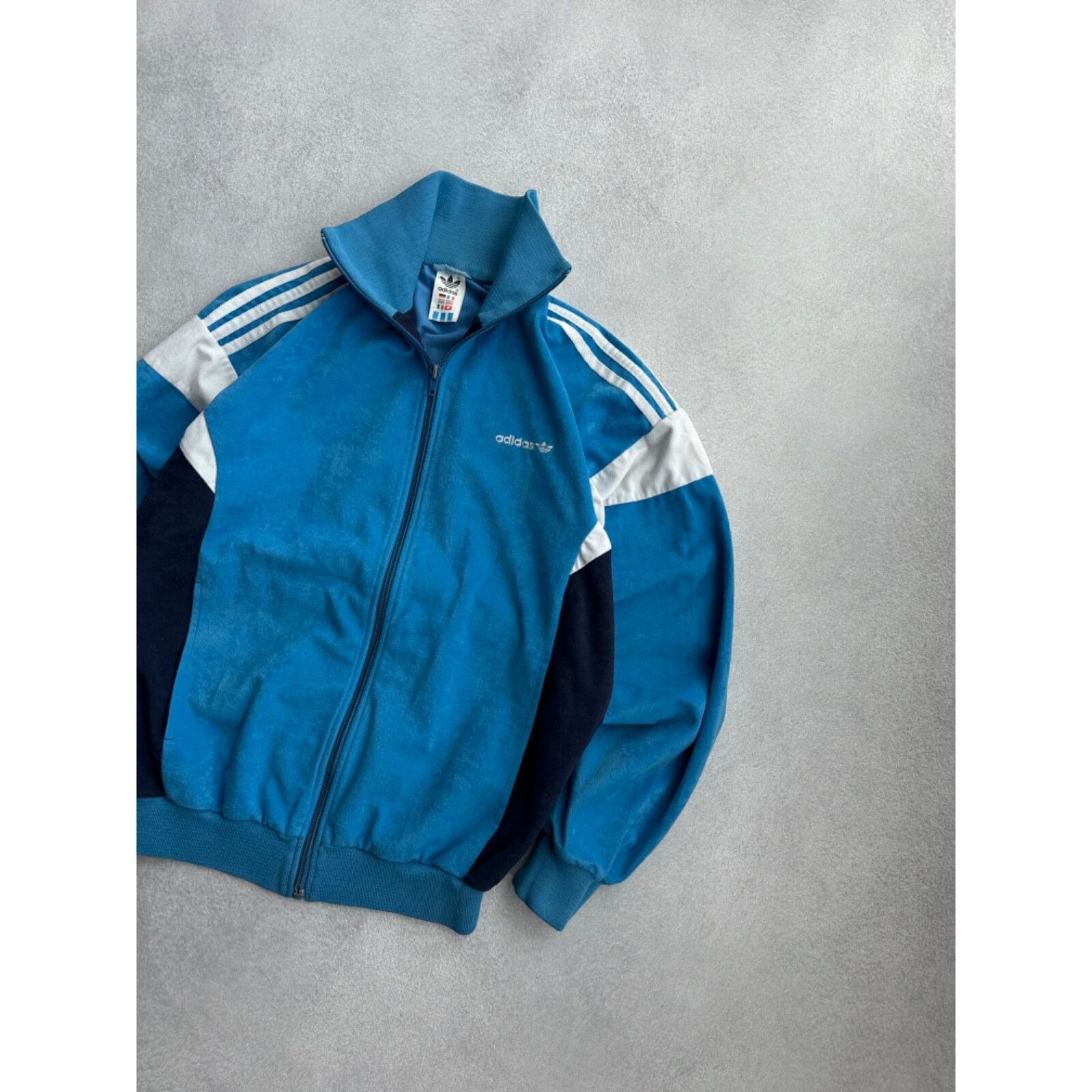 Adidas Vintage Adidas West Germany Mens Rare Track Jacket Sz S Size US S / EU 44-46 / 1 - 4 Thumbnail