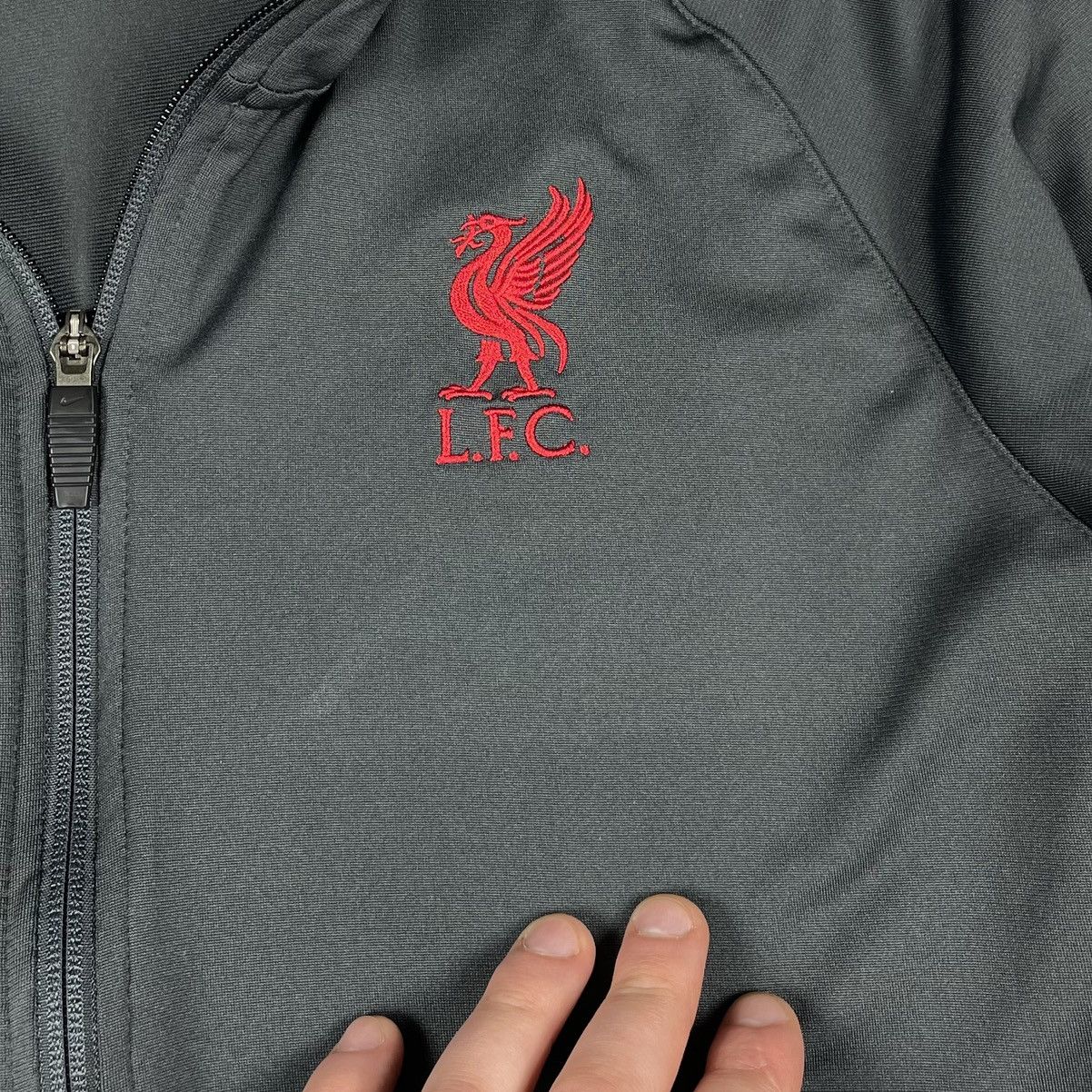 Nike Nike Liverpool FC Soccer Track Zip Jacket Size US M / EU 48-50 / 2 - 6 Thumbnail