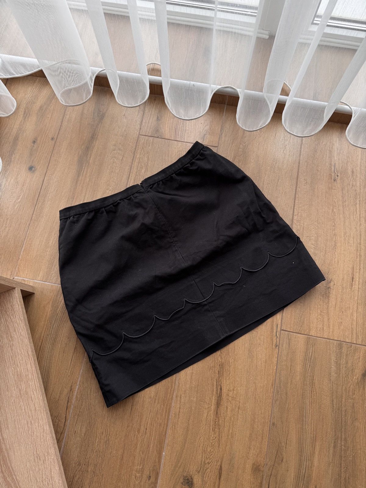 Valentino × Vintage Red Valentino Luxury Black Skirt Size 26" / US 2 / IT 38 - 4 Thumbnail