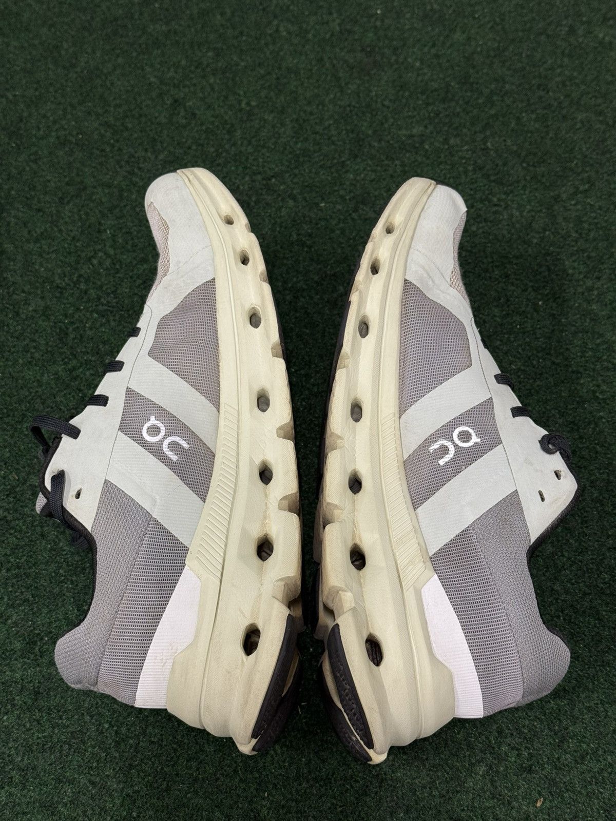On On Cloudrunner Frost Aloe Size US 7.5 / IT 37.5 - 5 Thumbnail